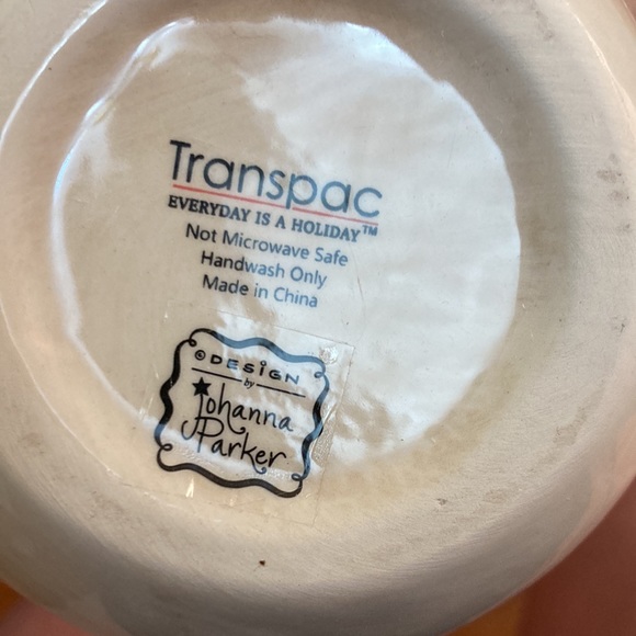 New in Box Johanna Parker (Transpac) Pink Santa and Snowman Mug Set 2022 - Picture 11 of 11